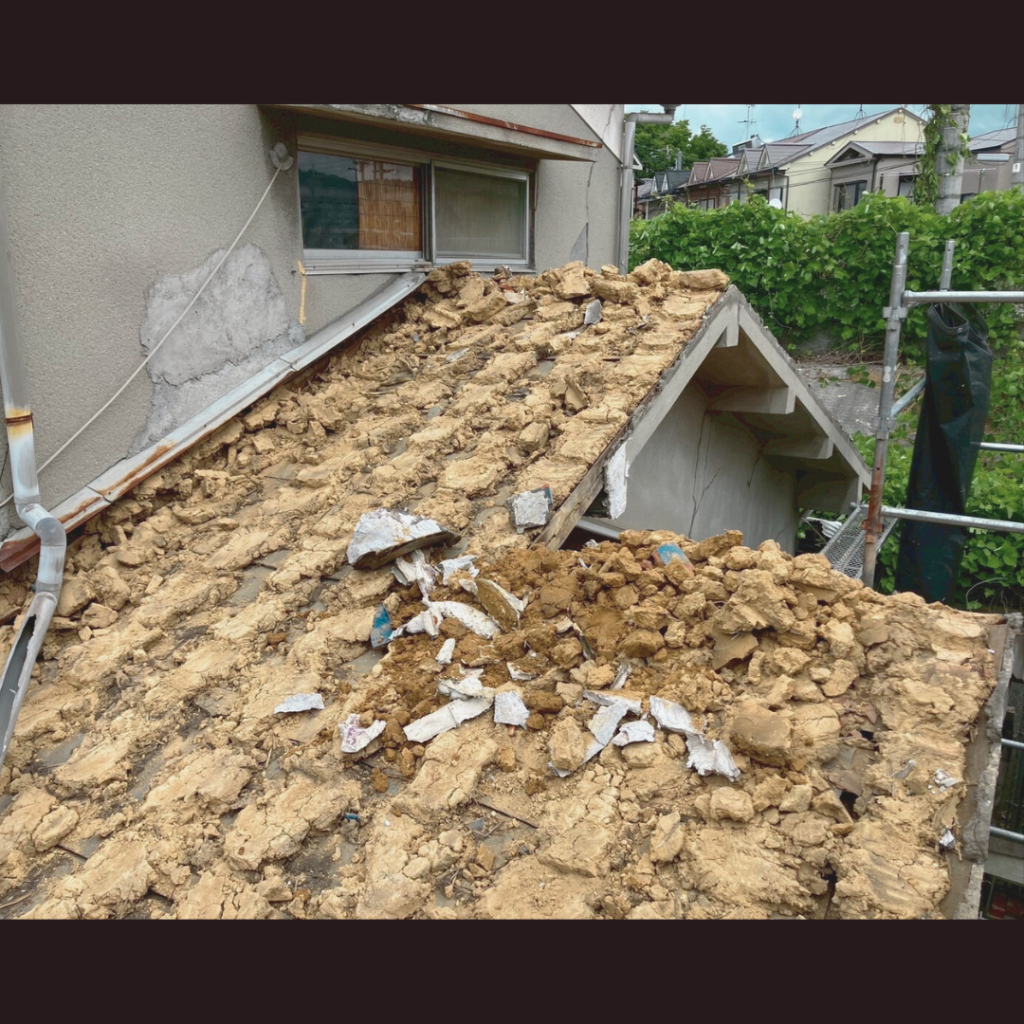 宗教法人様の屋根、外壁改修工事中